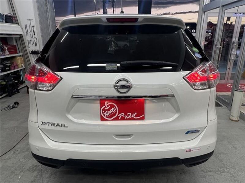 X-TRAIL