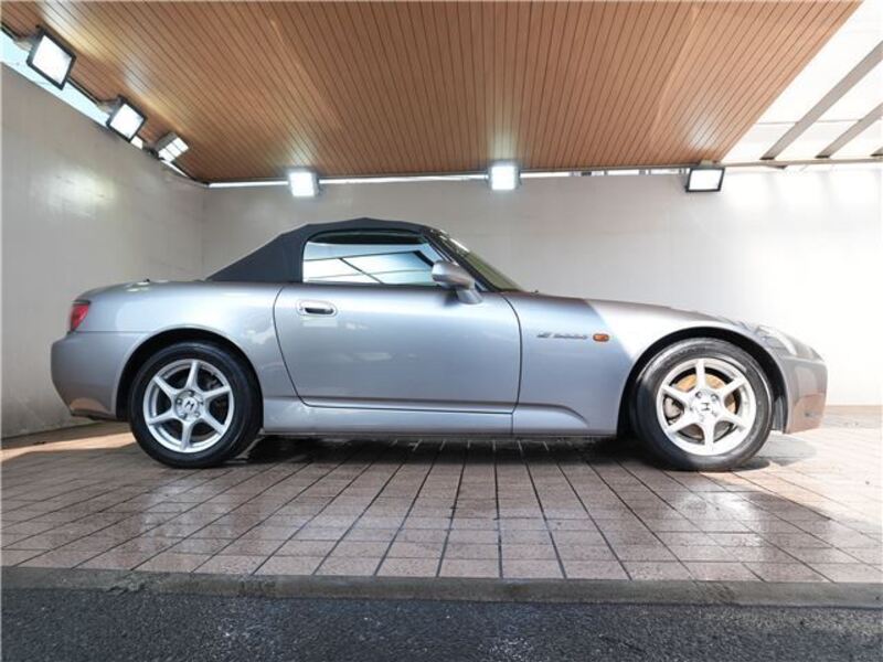 S2000