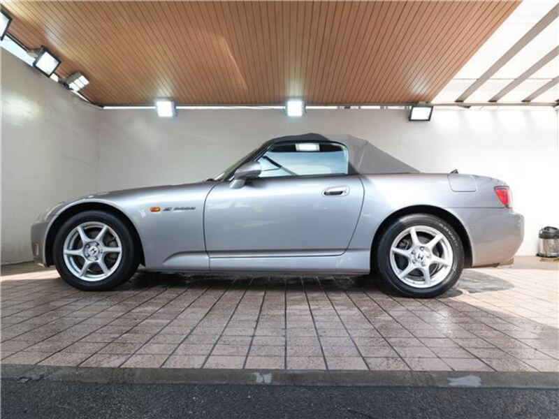 S2000