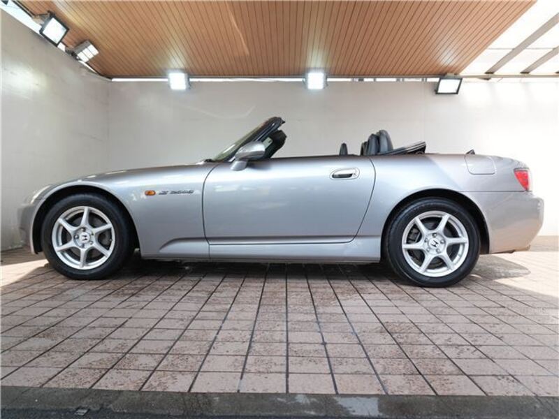 S2000