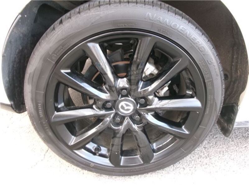 MAZDA3
