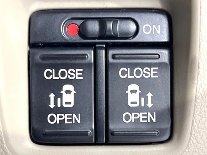 N BOX