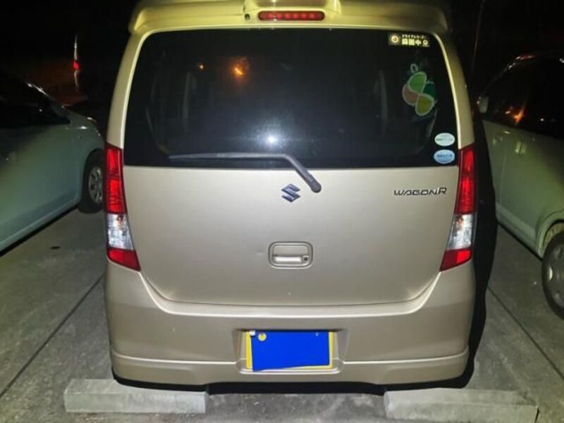 WAGON R