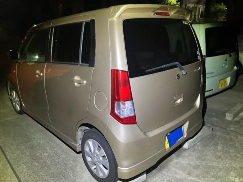 WAGON R