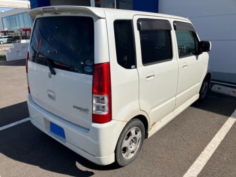 WAGON R