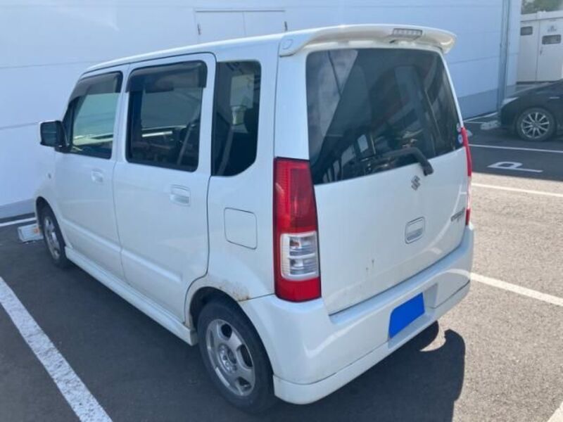 WAGON R
