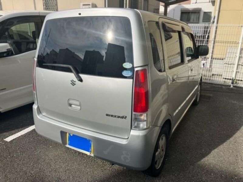 WAGON R