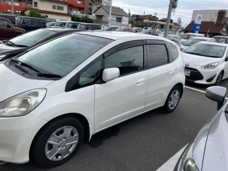 FIT HYBRID