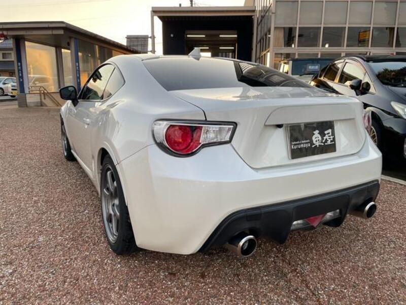 86