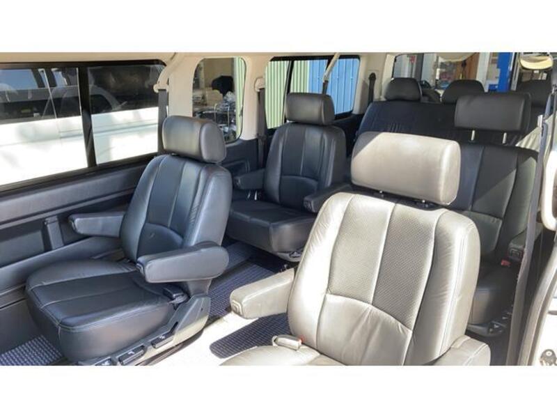 HIACE WAGON