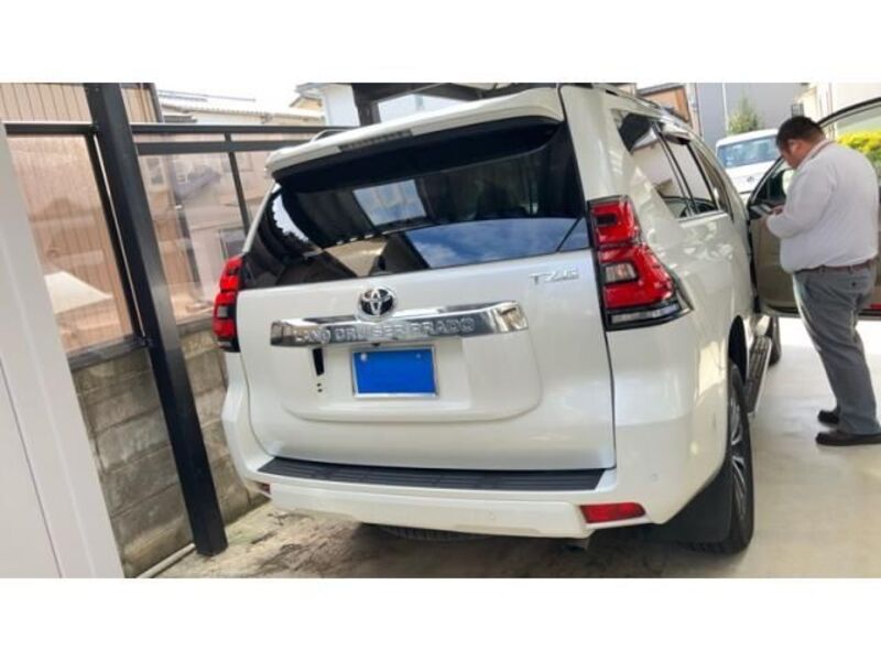 LAND CRUISER PRADO