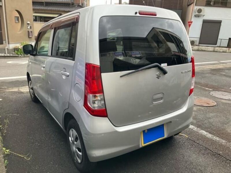 WAGON R