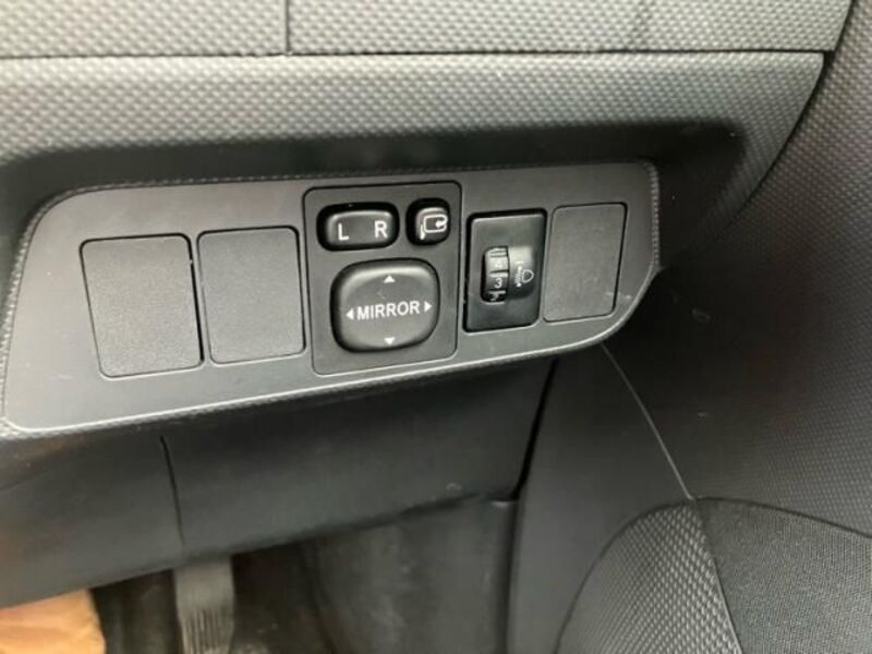 AURIS