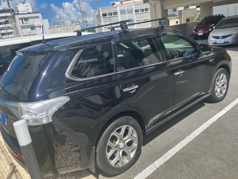 OUTLANDER PHEV