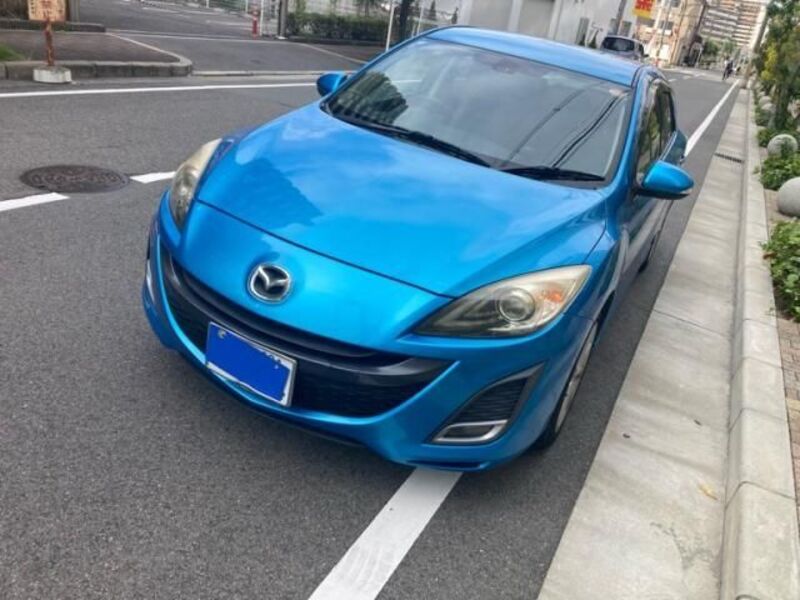 MAZDA AXELA SPORTS