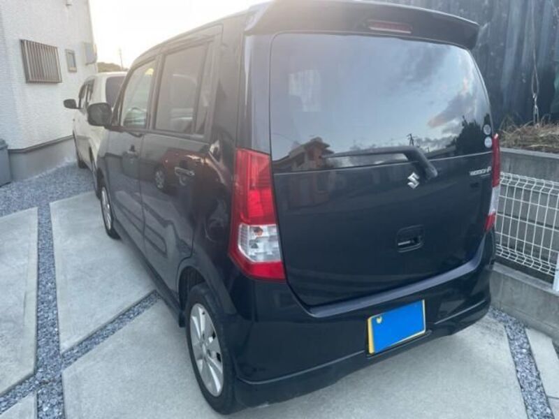 WAGON R