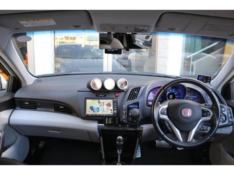 CR-Z
