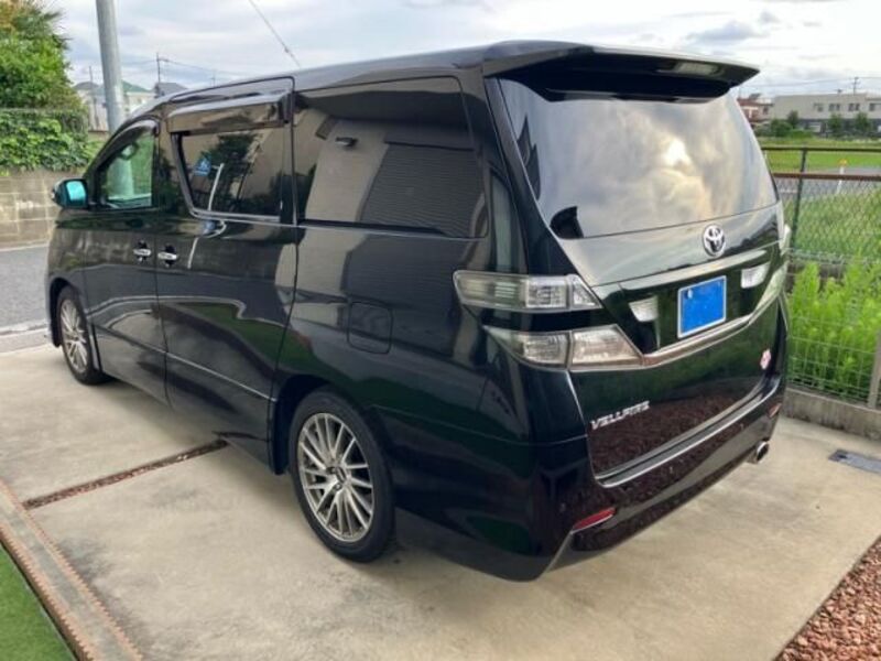VELLFIRE