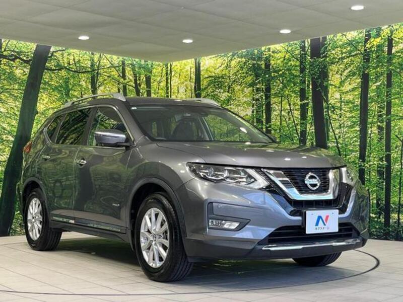 X-TRAIL