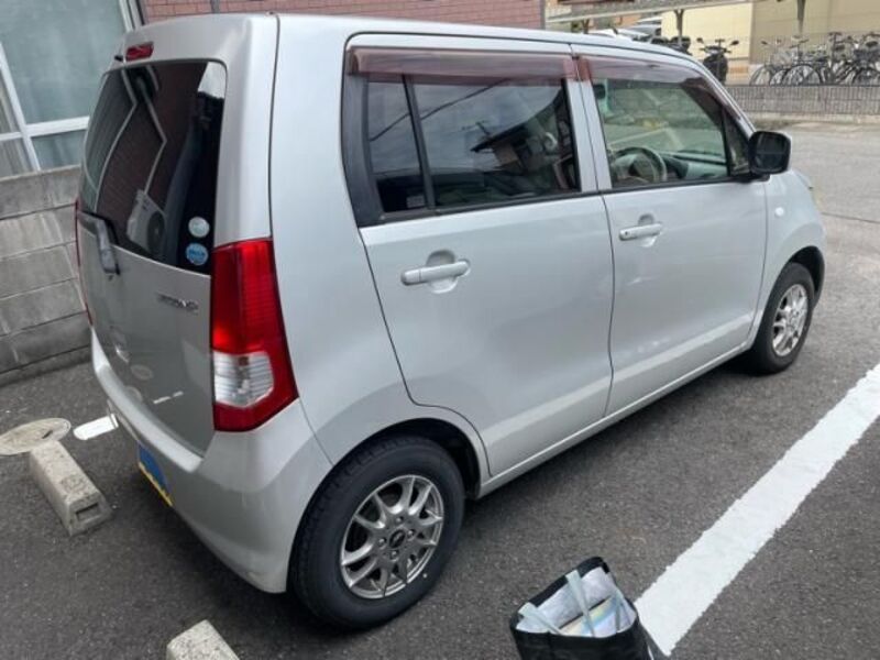 WAGON R