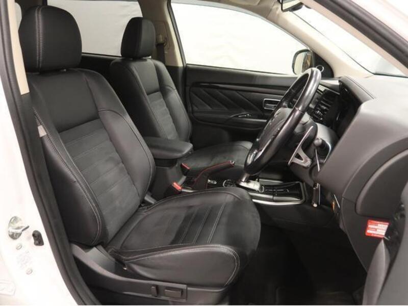 OUTLANDER PHEV