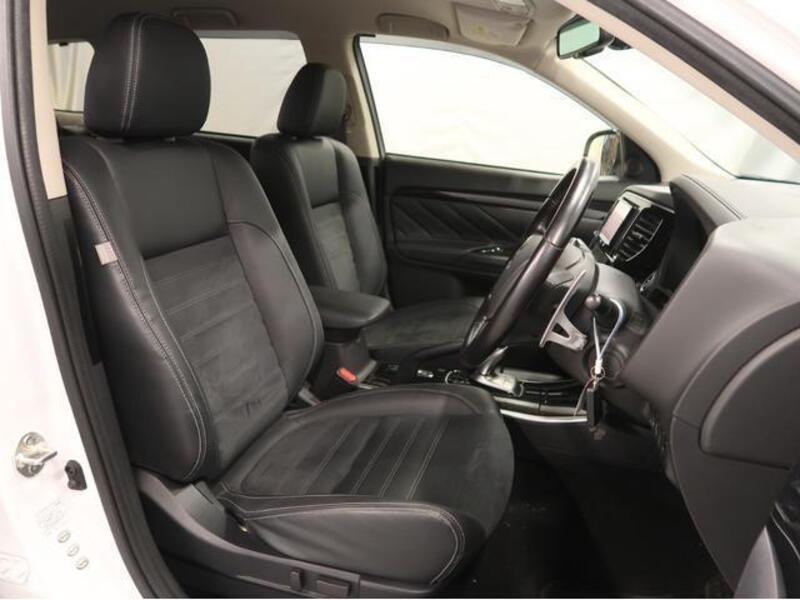 OUTLANDER PHEV