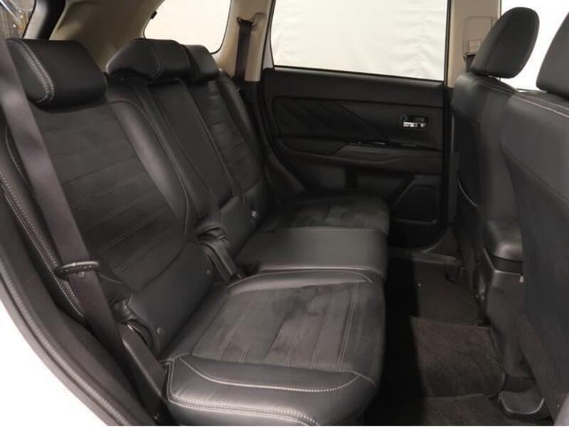 OUTLANDER PHEV