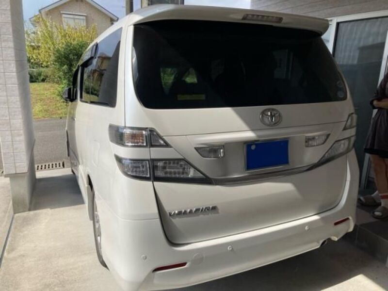 VELLFIRE