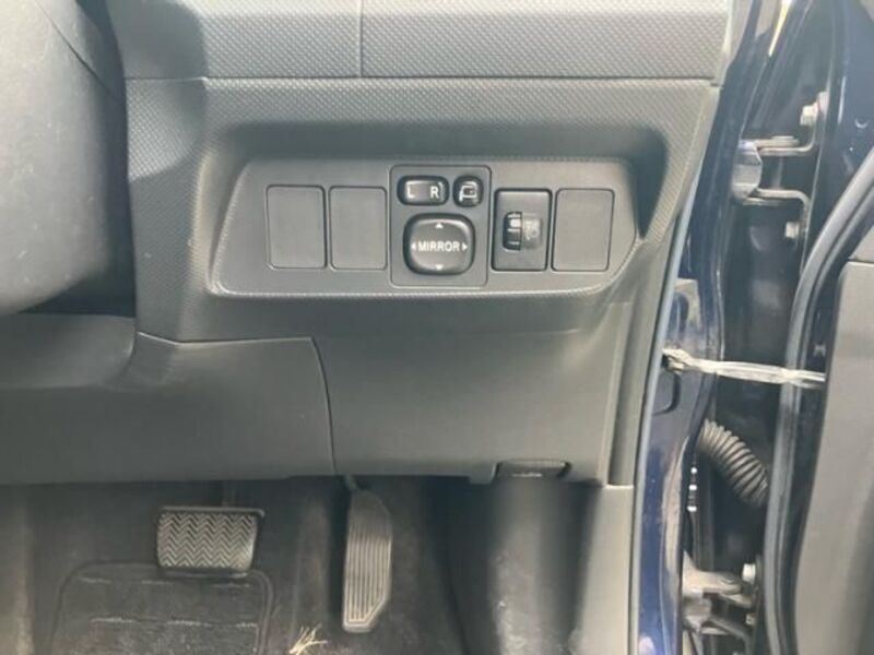 AURIS