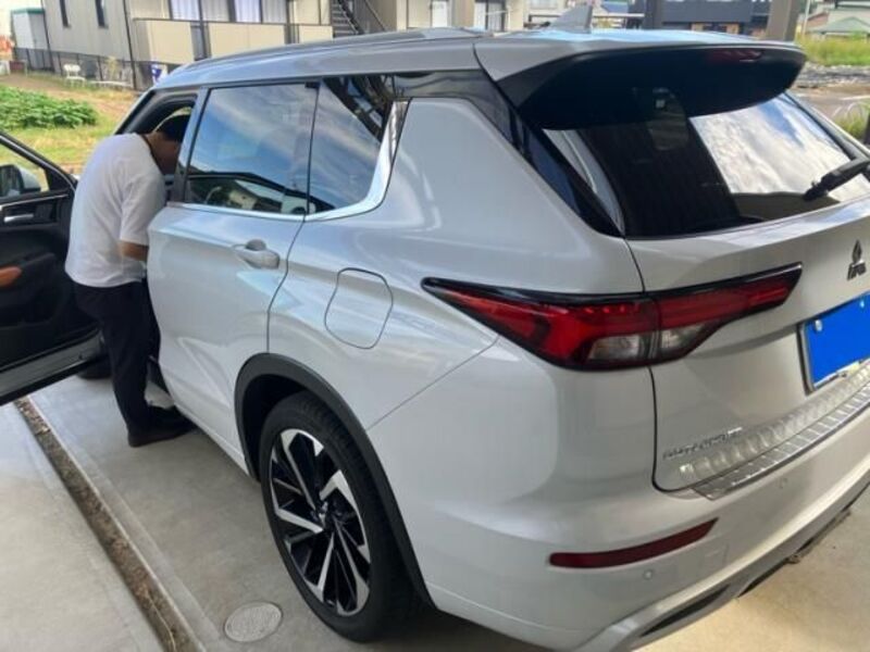 OUTLANDER PHEV