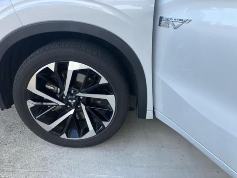 OUTLANDER PHEV