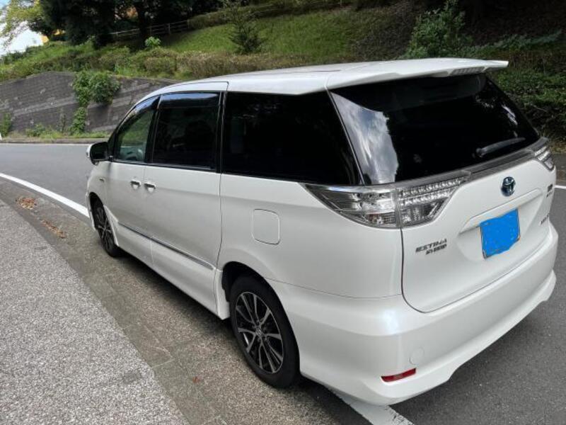 ESTIMA HYBRID