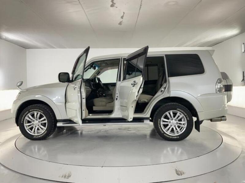 PAJERO