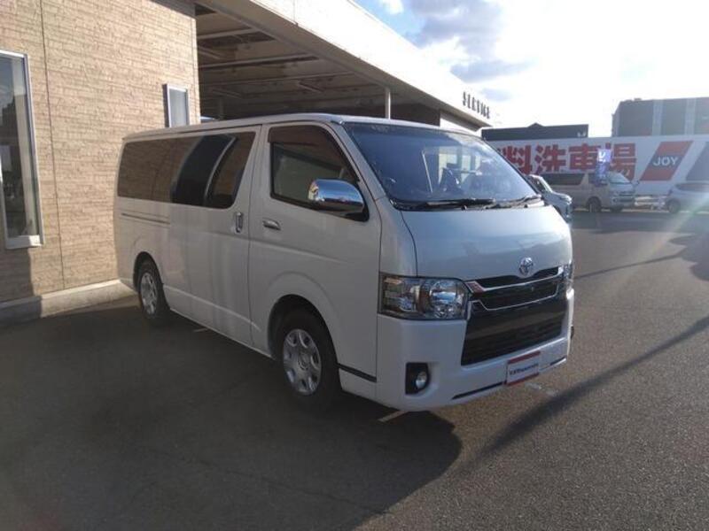 HIACE VAN