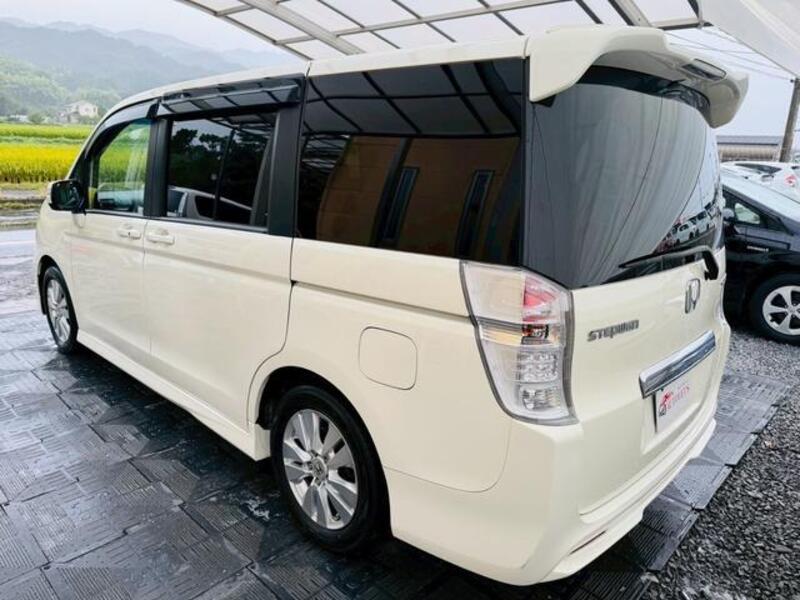 STEPWAGON SPADA
