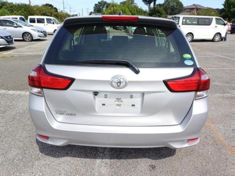 COROLLA FIELDER