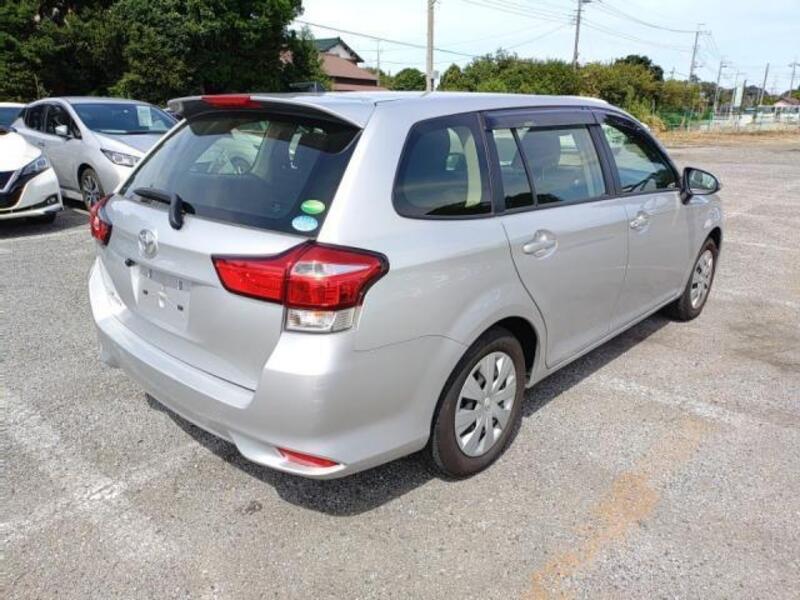 COROLLA FIELDER