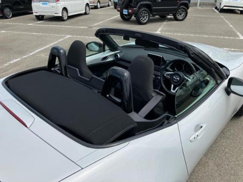 ROADSTER