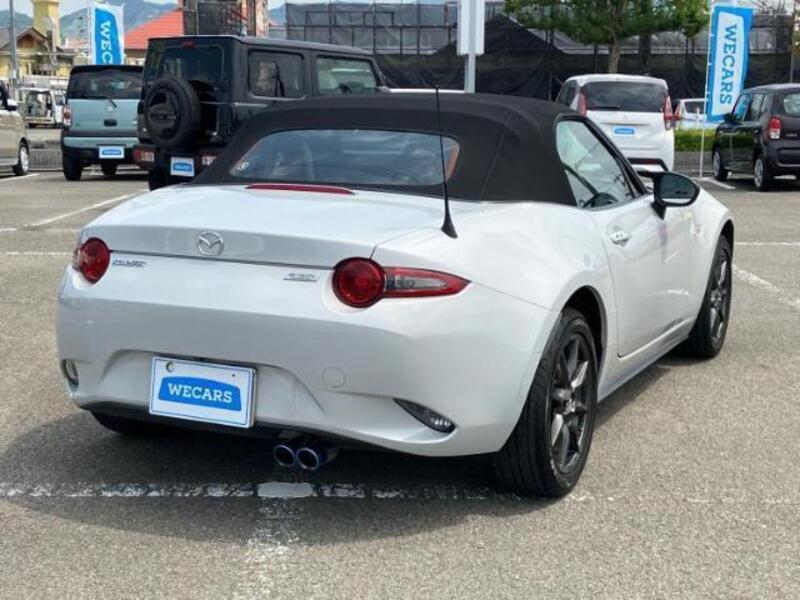 ROADSTER