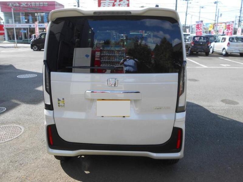 N BOX CUSTOM