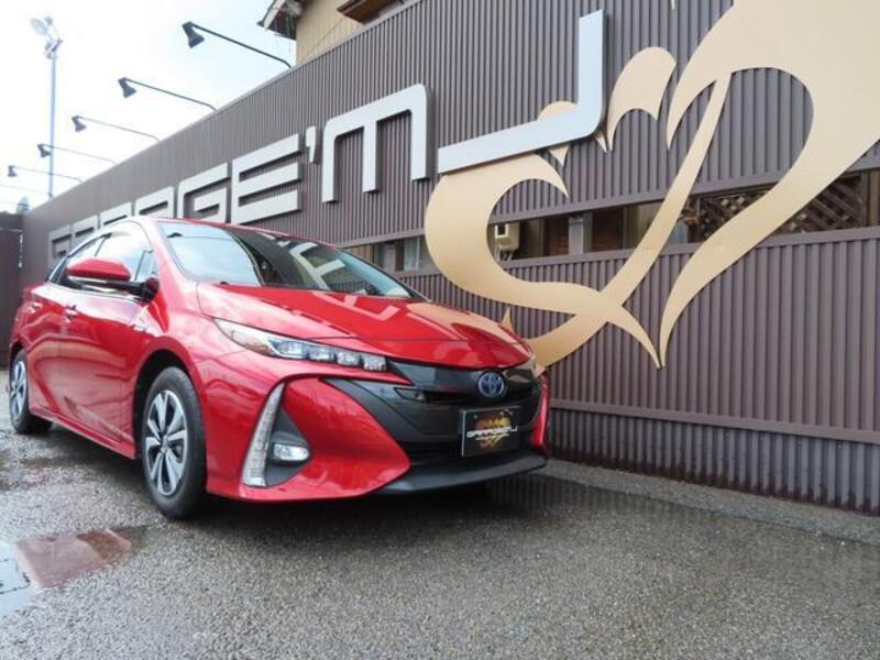 PRIUS PHV