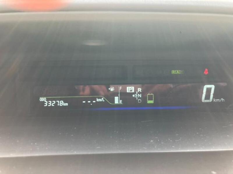 PRIUS ALPHA