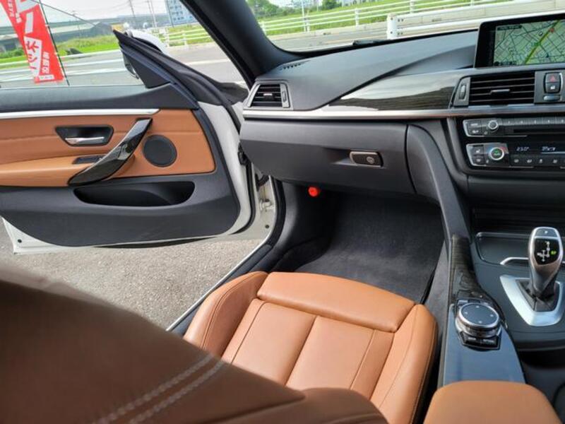 4 SERIES