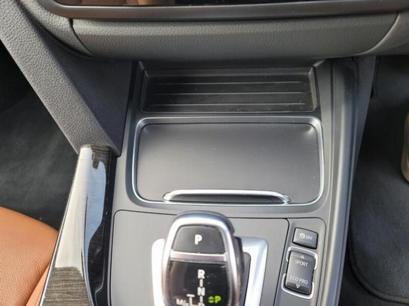 4 SERIES