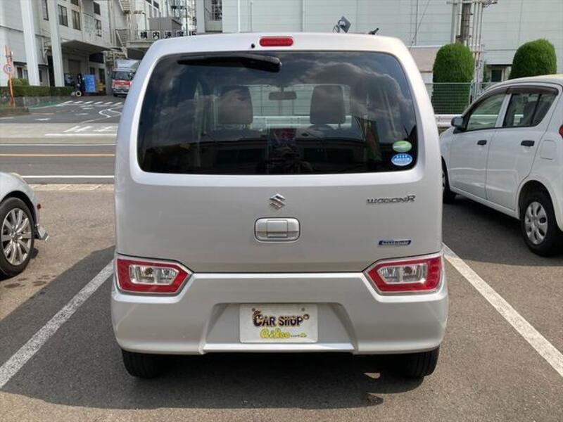 WAGON R