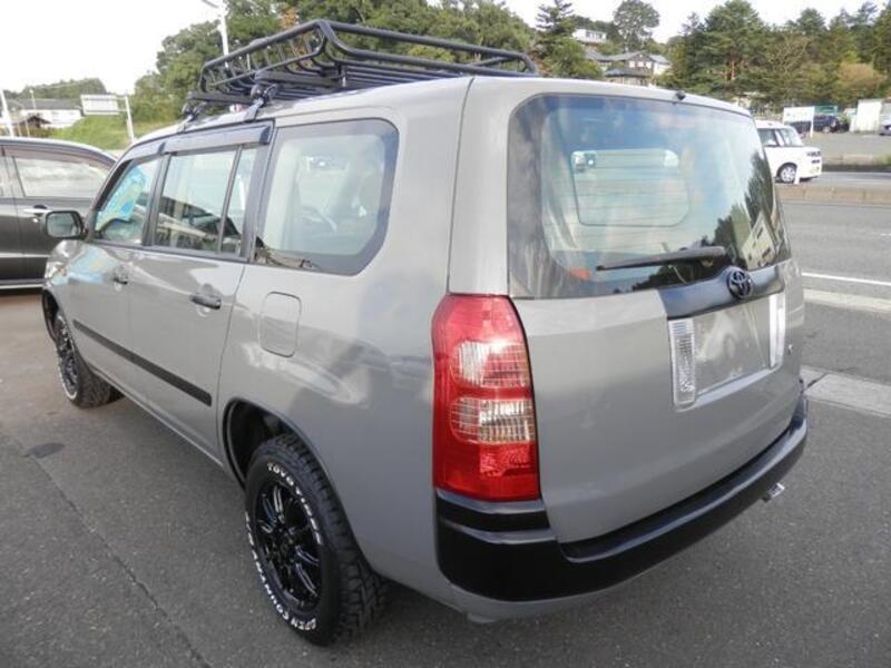 SUCCEED VAN