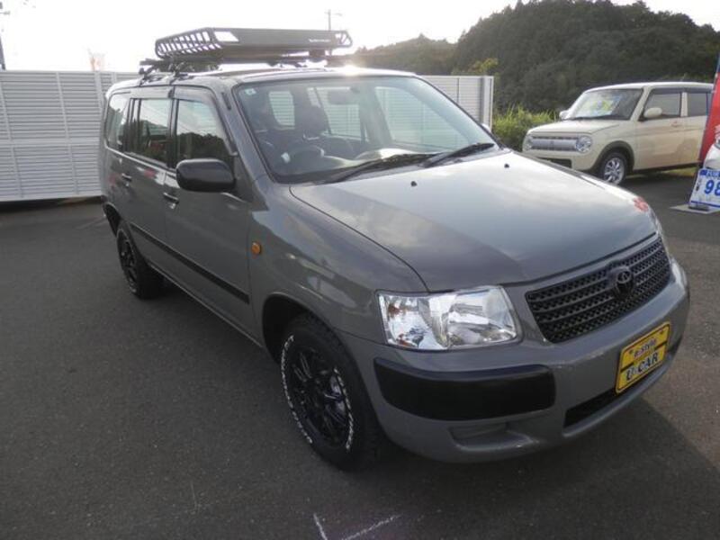 TOYOTA SUCCEED VAN
