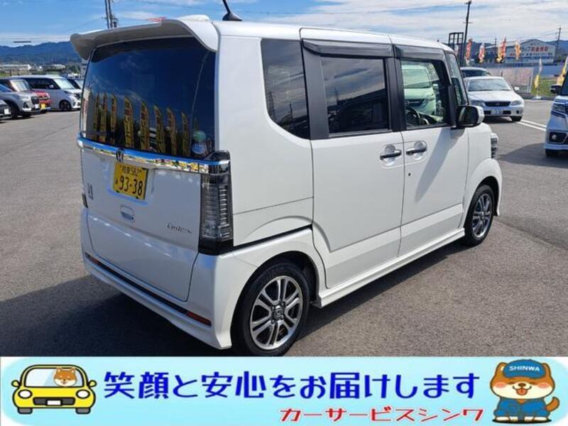 N BOX CUSTOM