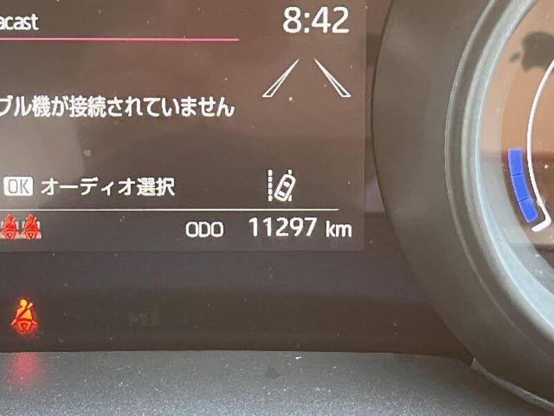 YARIS CROSS