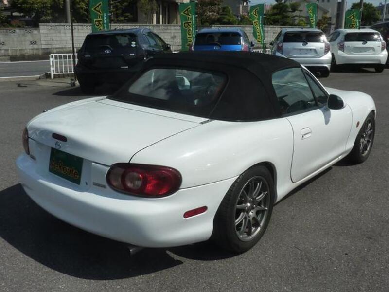 ROADSTER